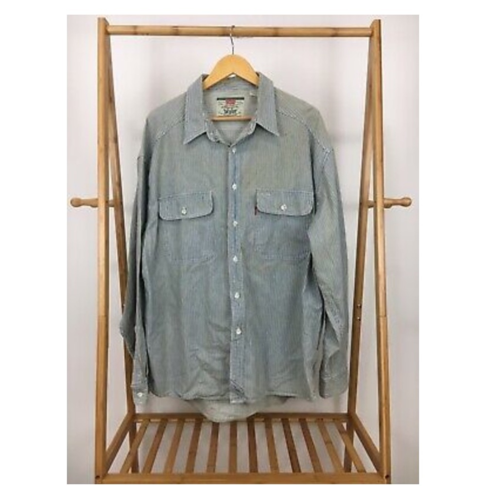 men’s long sleeve shirt